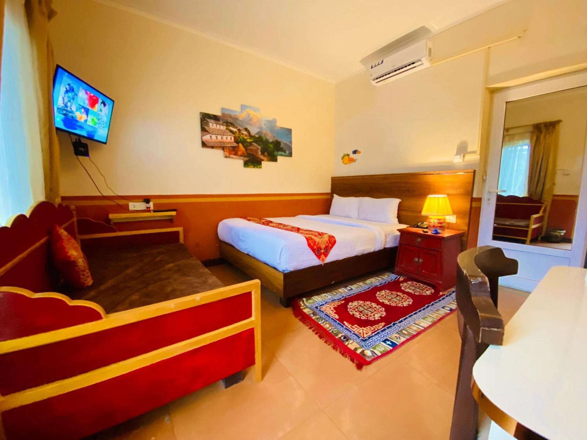 Three Jewels Boutique Hotel Pokhara Exterior foto